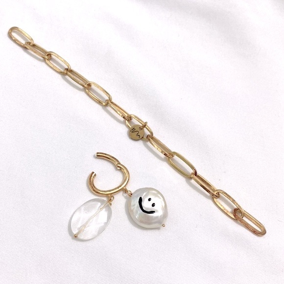 MAISON IREM 18K Vermeil Freshwater Cultured Pearl Chunky Smiley Bracelet - Picture 14 of 17